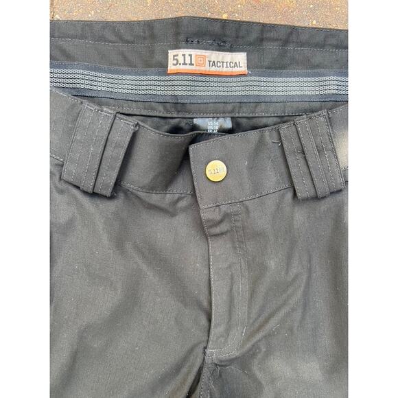 Women's 5.11 Tactical black utility cargo pant size 14x30.5 - Picture 3 of 4